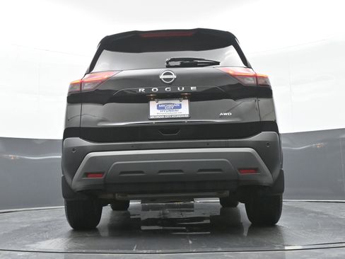 Used 2023 Nissan Rogue S AWD/4WD image 38