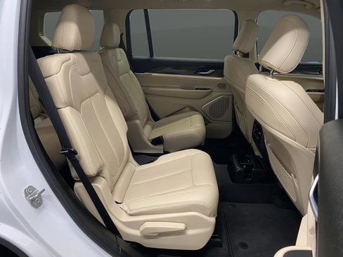 Used 2021 Jeep Grand Cherokee L Limited image 33