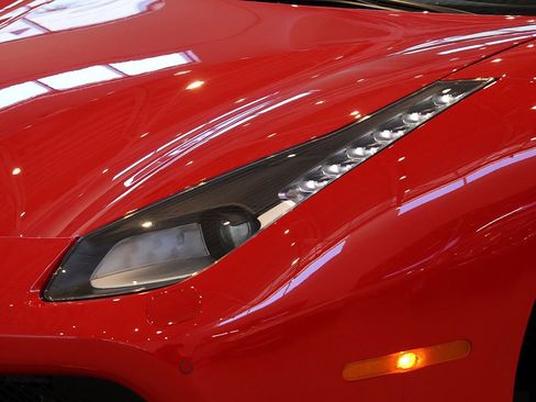 Certified 2017 Ferrari 488 Spider RWD image 12