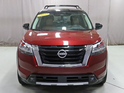 Certified 2022 Nissan Pathfinder Platinum w/ Cargo Package image 20