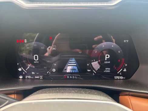 Used 2025 GMC Canyon AT4 AWD/4WD image 12