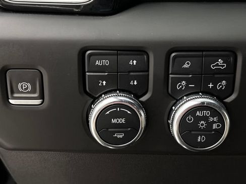 Used 2023 GMC Sierra 1500 Denali w/ Denali Reserve Package AWD/4WD image 21