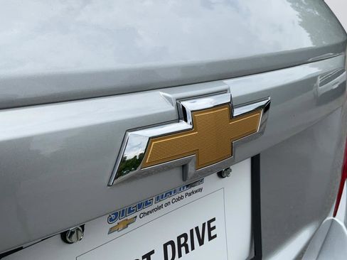 Certified 2022 Chevrolet Trax LT w/ LT Convenience Package FWD image 31