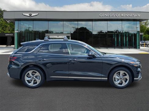 Used 2026 Genesis GV70 2.5T Advanced image 8