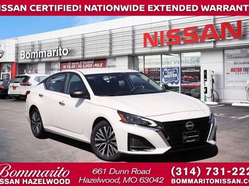 Certified 2025 Nissan Altima 2.5 SV FWD image 1