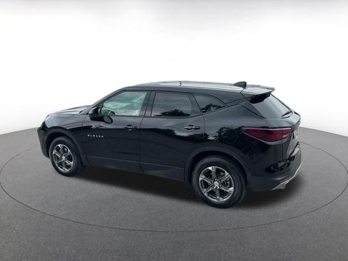 Used 2026 Chevrolet Blazer LT FWD image 8