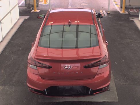 Used 2020 Hyundai Elantra SEL w/ Convenience Package (C2) FWD image 4