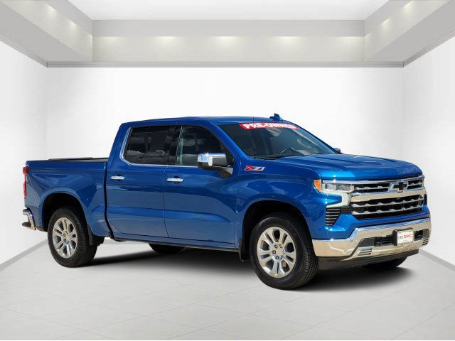 Used 2022 Chevrolet Silverado 1500 LTZ AWD/4WD image 1