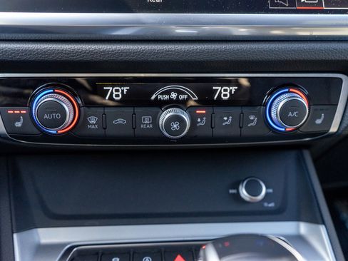 Used 2025 Audi Q3 2.0T Premium image 20