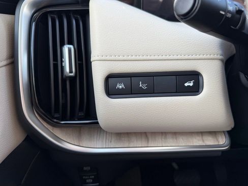 New 2026 Nissan Armada Platinum image 15