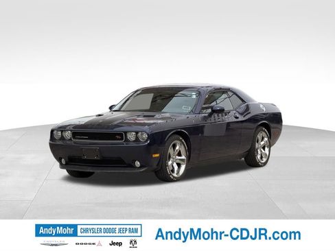 Used 2013 Dodge Challenger R/T Plus RWD image 3