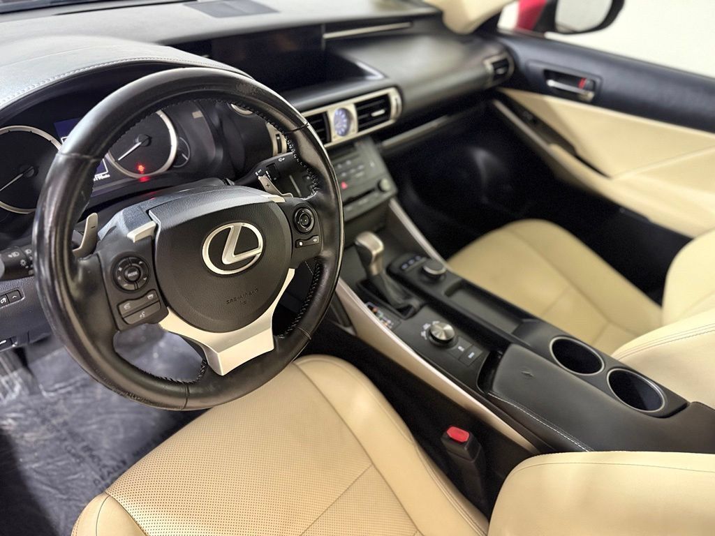 Used 2016 Lexus IS 200t RWD image 19