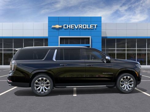 New 2026 Chevrolet Suburban Premier AWD/4WD image 5