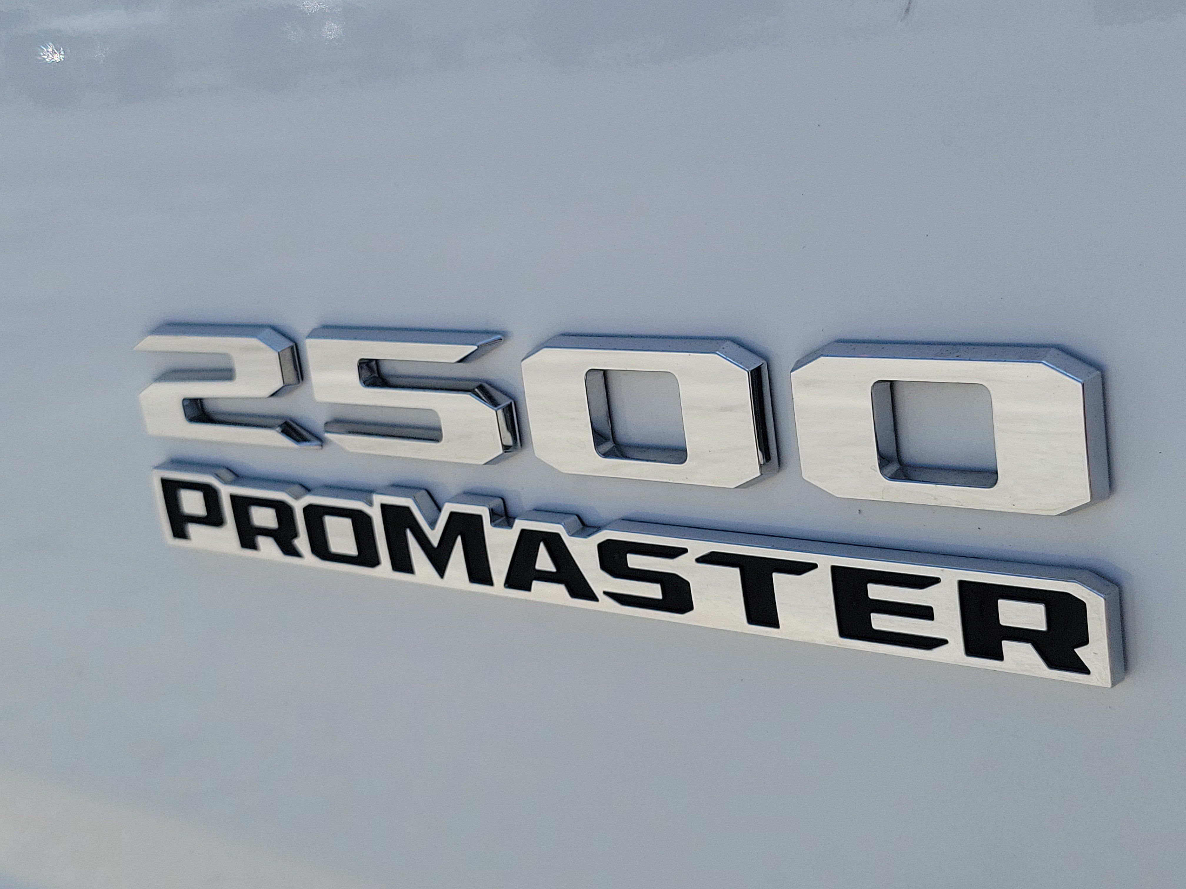 Used 2025 RAM ProMaster 2500 w/ Convenience Group FWD image 6