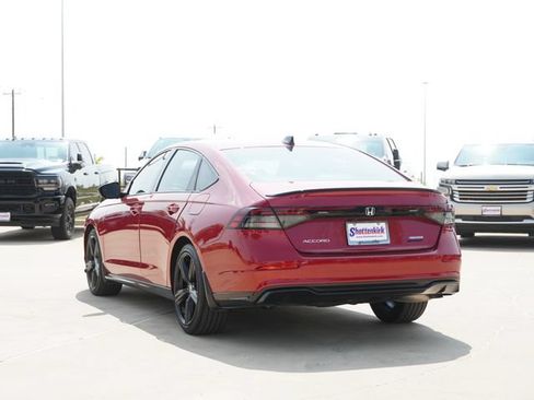Used 2024 Honda Accord Sport image 7