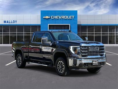 Used 2025 GMC Sierra 2500 SLT w/ SLT Premium Package