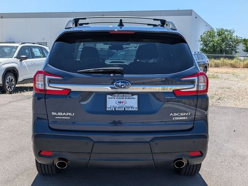 Used 2024 Subaru Ascent Touring AWD/4WD image 4