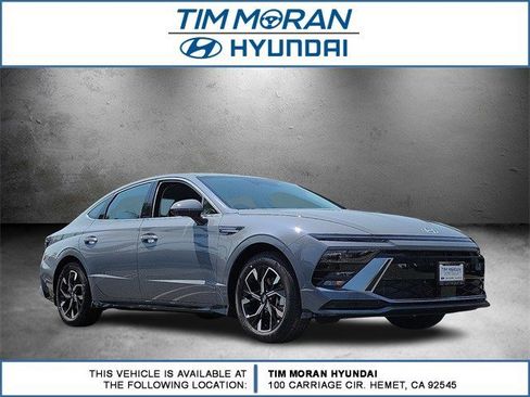 New 2025 Hyundai Sonata SEL image 1