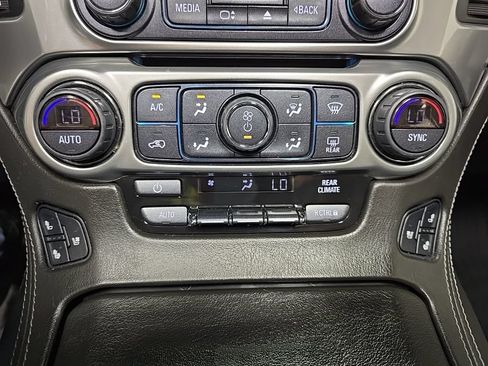 Used 2019 Chevrolet Tahoe Premier AWD/4WD image 27