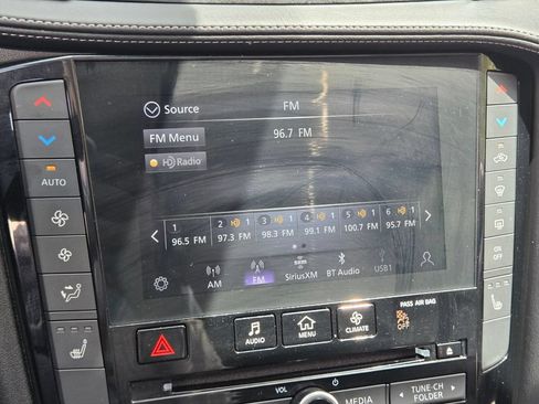 Used 2023 INFINITI QX50 Luxe FWD image 25
