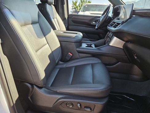 Used 2023 Chevrolet Tahoe Z71 w/ Z71 Off-Road Package AWD/4WD image 30