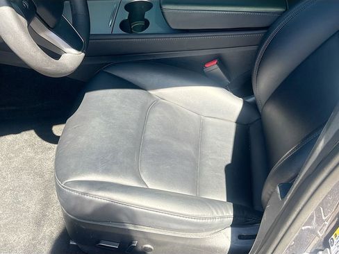 Used 2023 Tesla Model 3 Standard Range RWD image 19