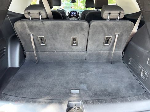Used 2021 Chevrolet Traverse LT AWD/4WD image 50
