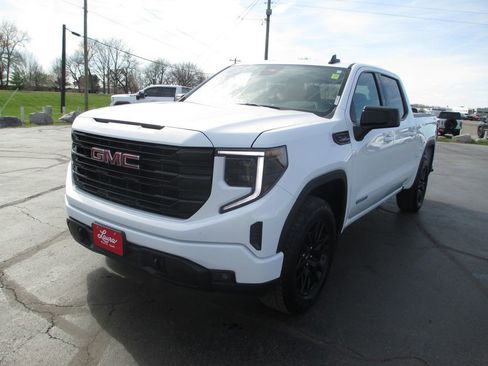 Used 2025 GMC Sierra 1500 Elevation image 11