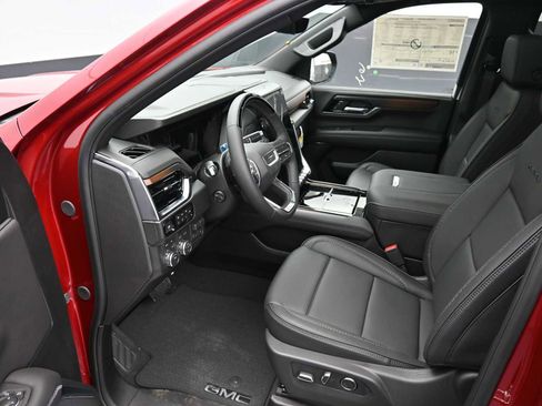 New 2026 GMC Yukon XL Denali w/ Denali Reserve Package AWD/4WD image 23