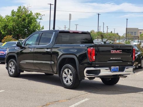 Used 2025 GMC Sierra 1500 SLT AWD/4WD image 3