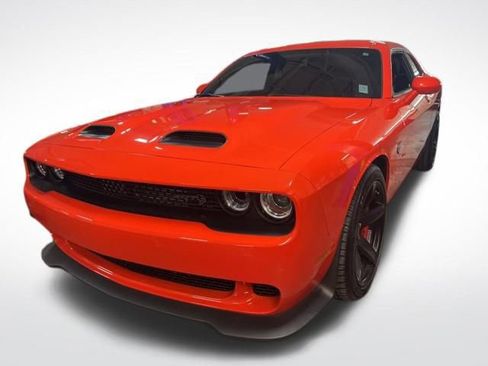 Used 2022 Dodge Challenger SRT Hellcat Redeye image 3