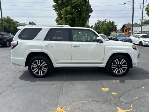 Certified 2017 Toyota 4Runner Limited AWD/4WD image 6