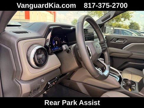 Used 2024 Chevrolet Colorado ZR2 w/ ZR2 Convenience Package III AWD/4WD image 14