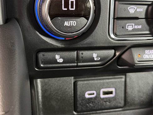 Used 2021 Chevrolet Tahoe LT RWD image 30