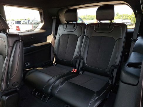 Certified 2023 Jeep Grand Cherokee L Laredo AWD/4WD image 10