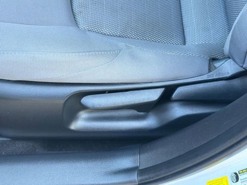 Certified 2023 Toyota Corolla SE image 14