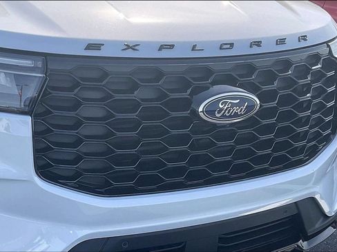 New 2026 Ford Explorer ST-Line RWD image 16