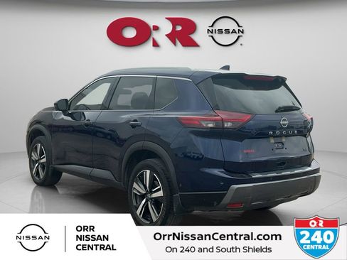 Used 2025 Nissan Rogue SL w/ SL Premium Package image 7