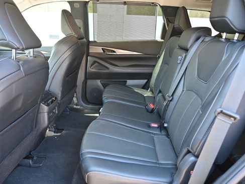 Used 2023 INFINITI QX60 Luxe AWD/4WD image 19