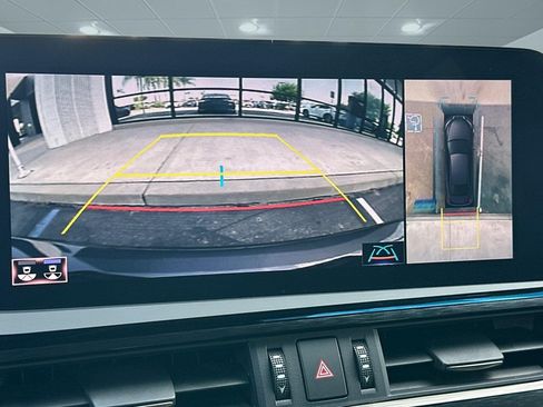 Used 2022 Lexus ES 300h w/ Accessory Package FWD image 18