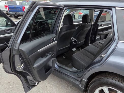 Used 2014 Subaru Outback 2.5i Premium AWD/4WD image 28