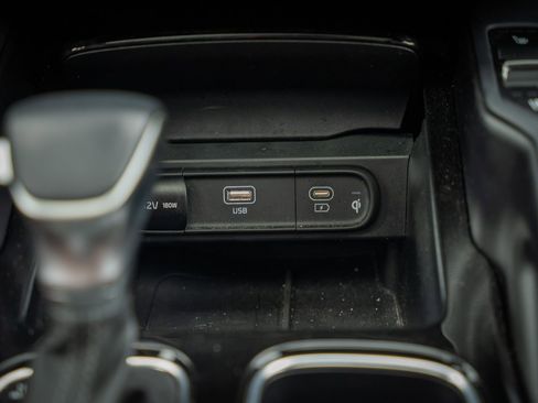 Used 2024 Kia Telluride SX Prestige w/ Towing Package AWD/4WD image 34