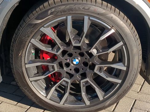 New 2026 BMW X5 xDrive50e w/ Executive Package image 11