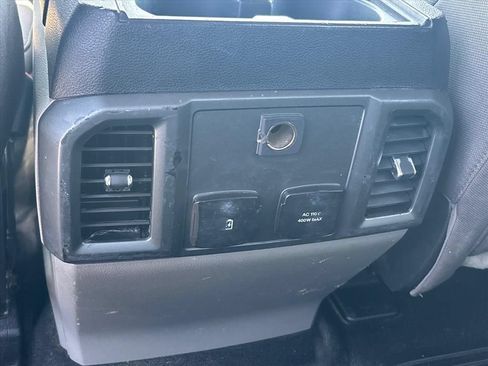 Used 2021 Ford F250 XLT w/ XLT Premium Package AWD/4WD image 20