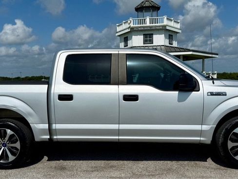 Used 2019 Ford F150 XL w/ Equipment Group 101A Mid RWD image 4
