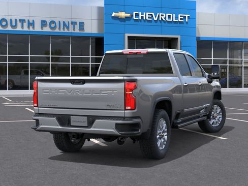 New 2026 Chevrolet Silverado 2500 High Country w/ High Country Premium Package AWD/4WD image 4