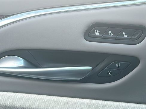 Certified 2024 Cadillac Escalade Sport Platinum w/ Heavy-Duty Trailer Package image 14