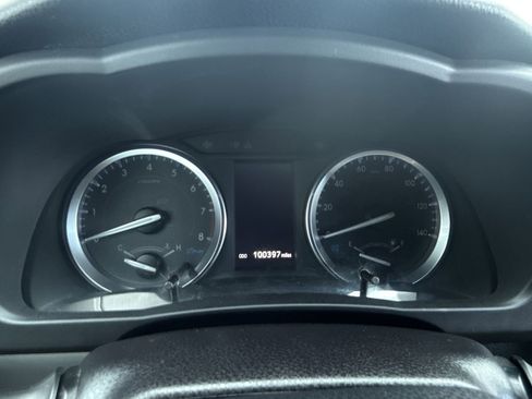 Used 2019 Toyota Highlander Limited image 22