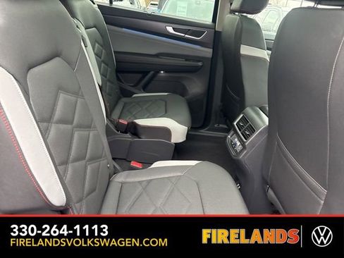 New 2026 Volkswagen Atlas Peak Edition image 37