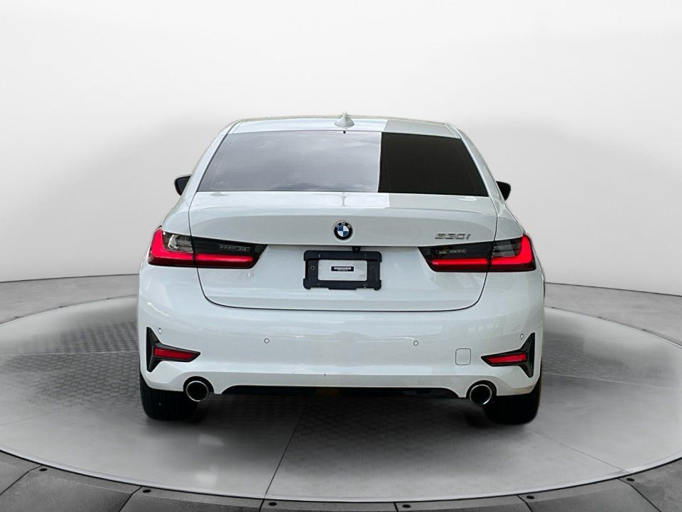 Used 2022 BMW 330i Sedan w/ Convenience Package RWD image 6